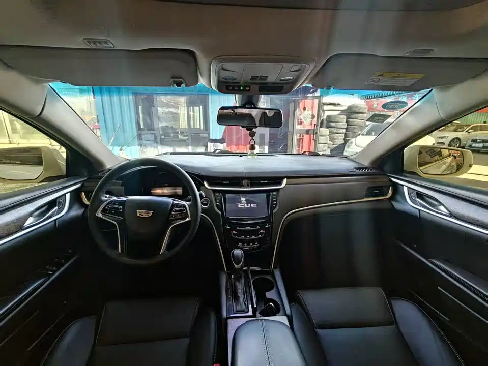 Cadillac XTS