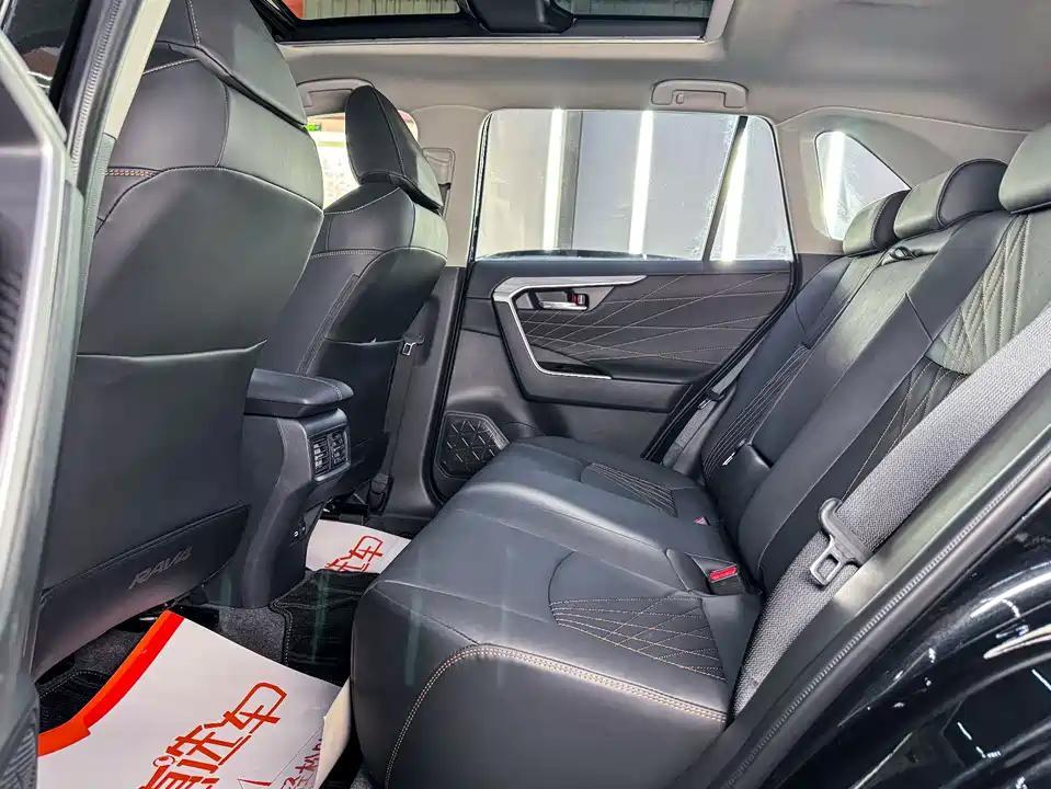 Toyota RAV4 Rongfang