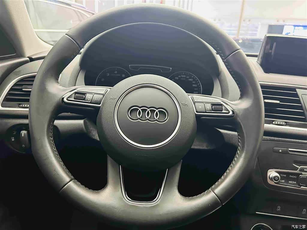 Audi Q3, 2018 15