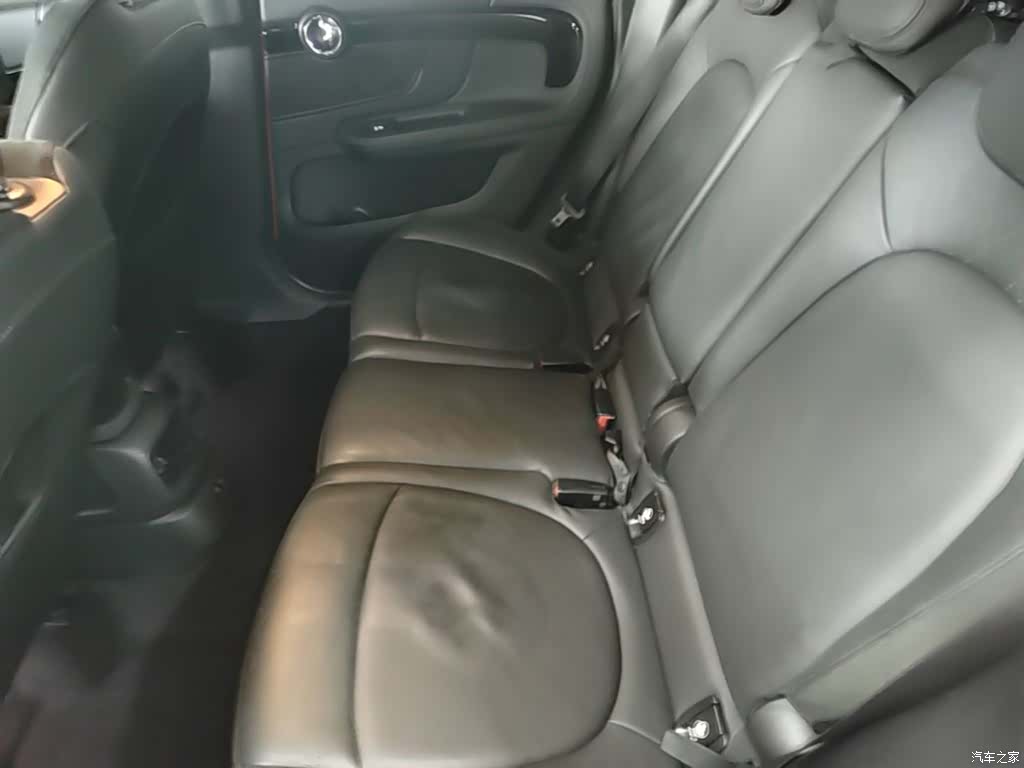 Mini Countryman, 2019 17