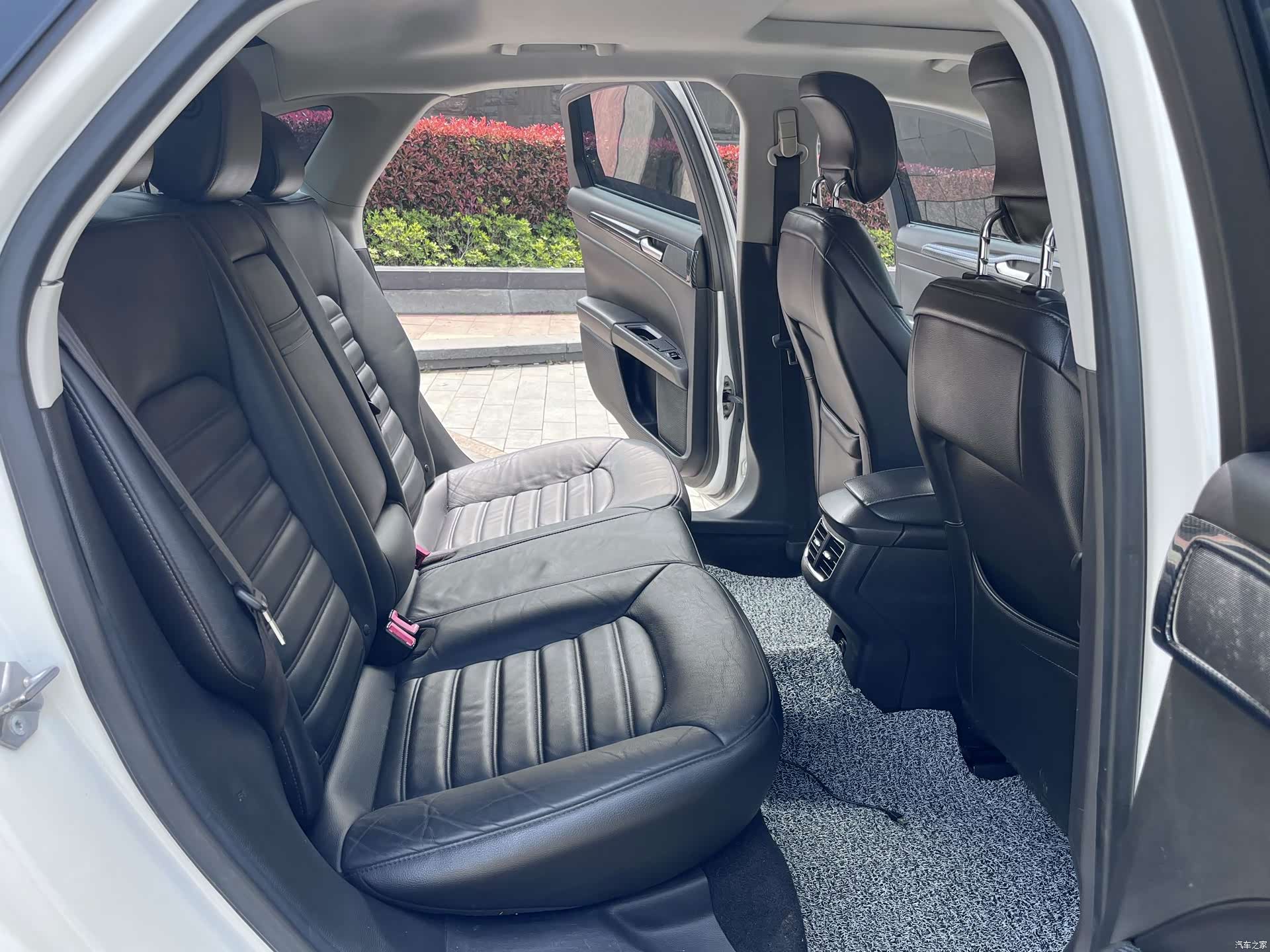 Ford Mondeo, 2014 18