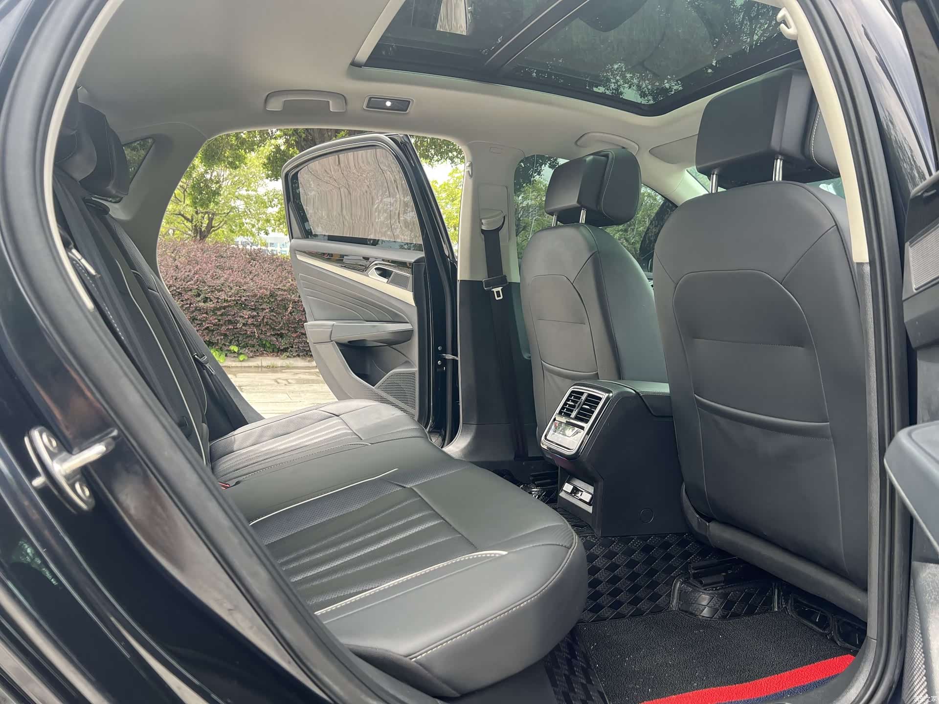 Volkswagen Passat, 2024 10