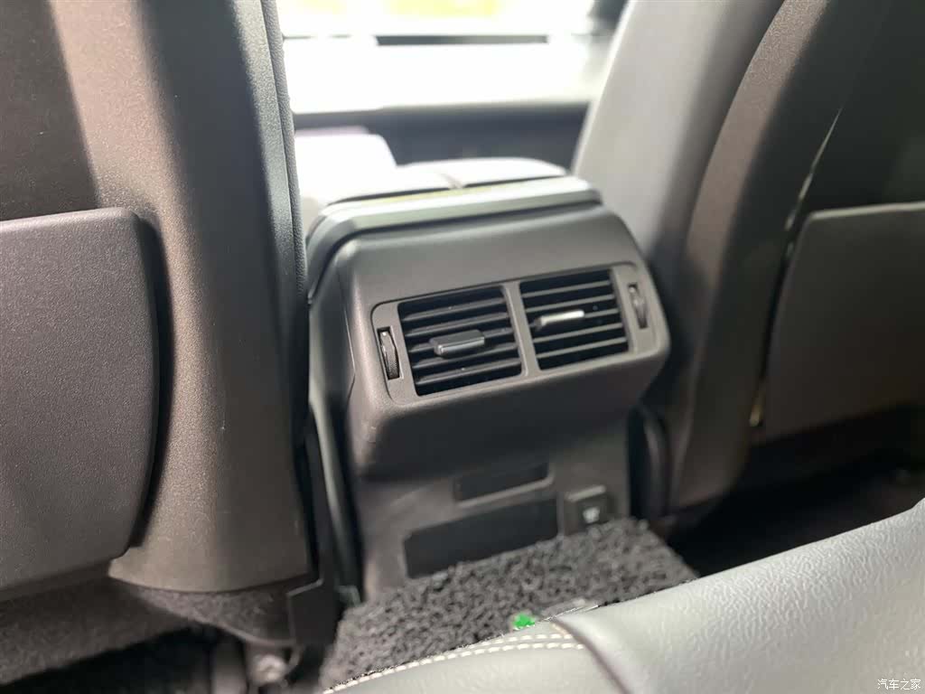 Land Rover Range Rover, 2019 18