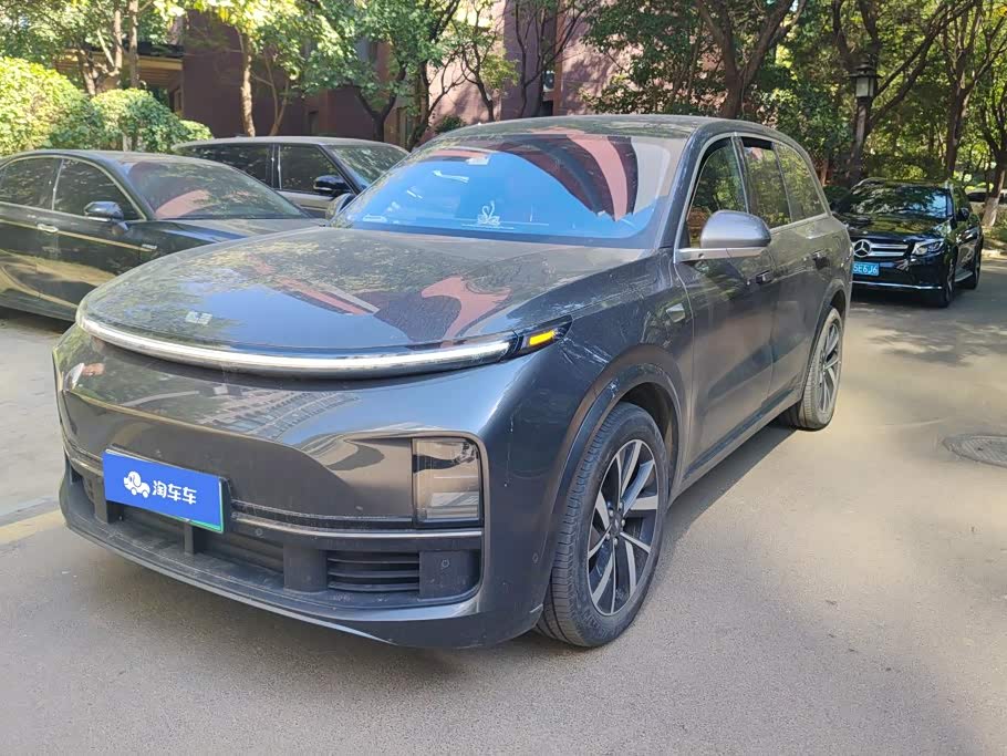 Li Auto L8 2023 Pro