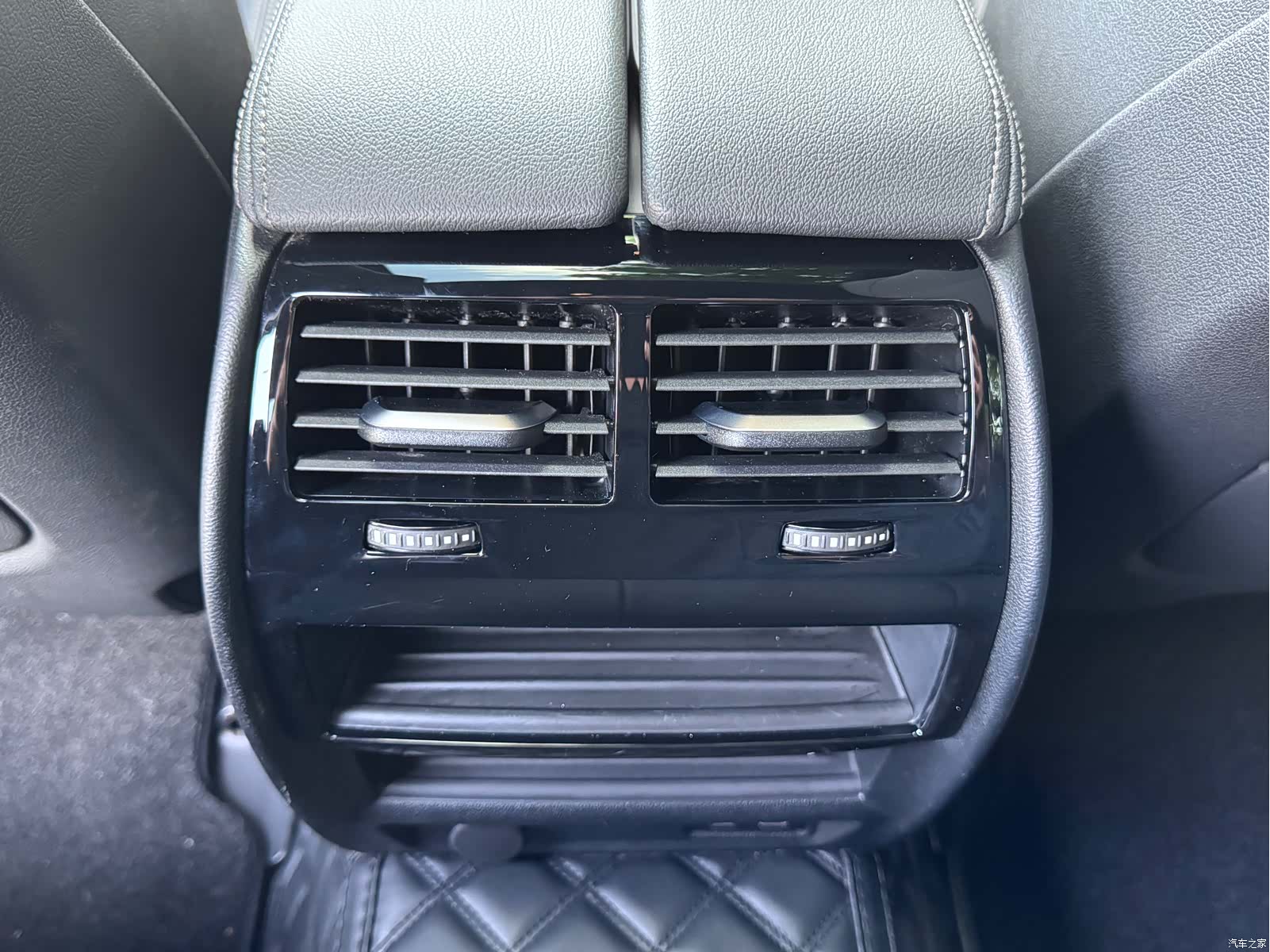BMW 5 Series, 2023 16