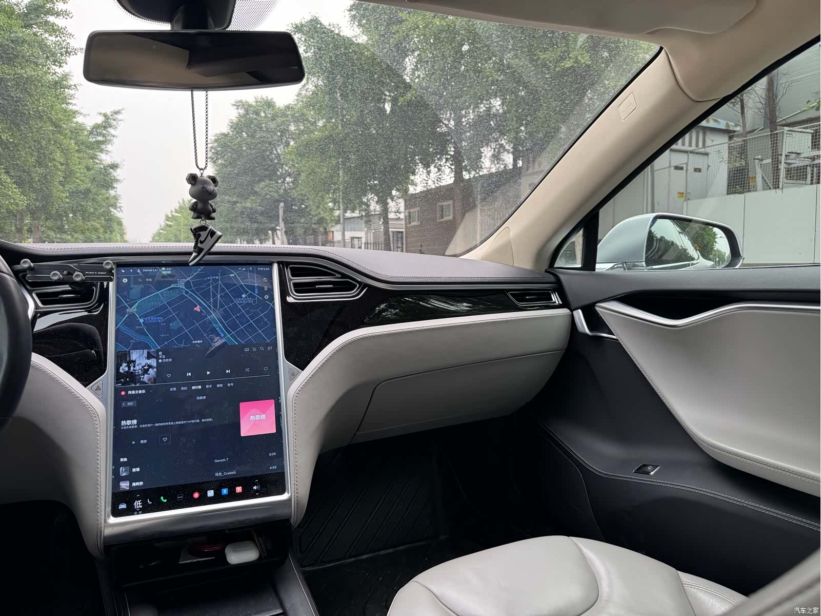 Tesla Model S, 2014 11