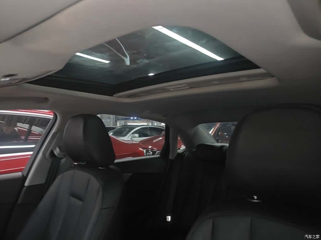 Audi A4L, 2017 18