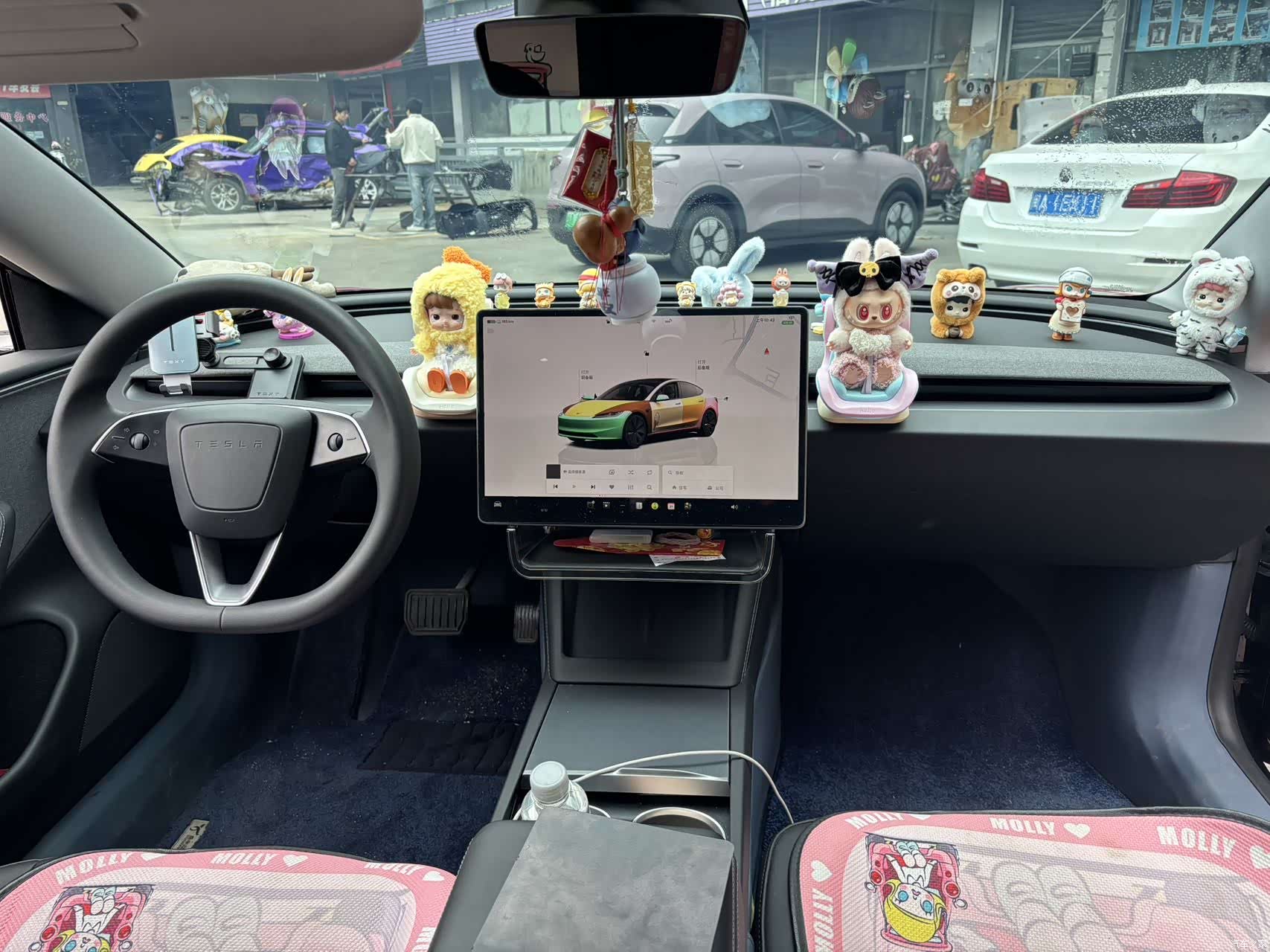Tesla Model 3, 2025 11