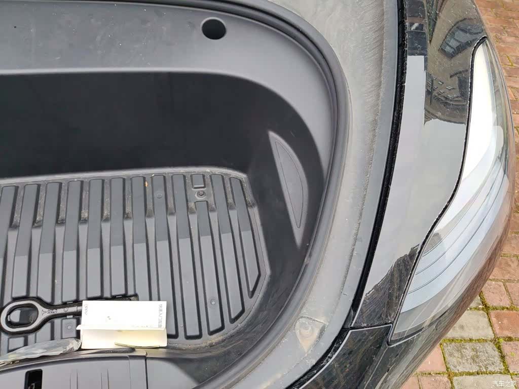 Tesla Model 3, 2023 22