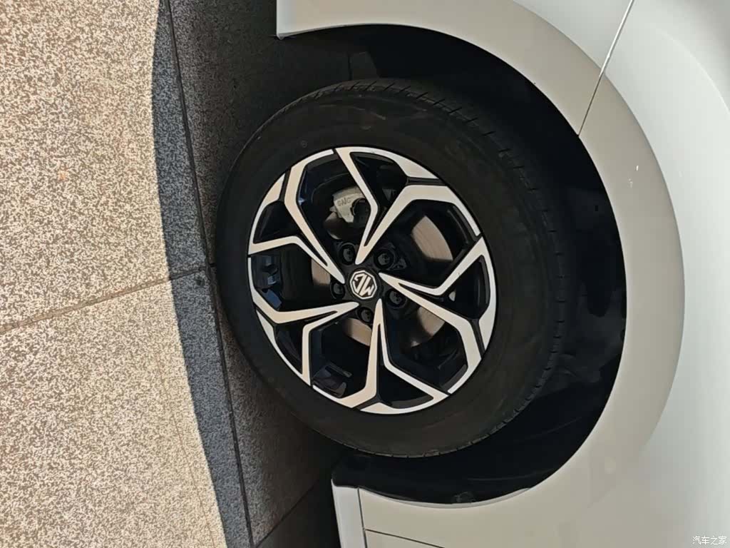 MG MG5, 2024 23