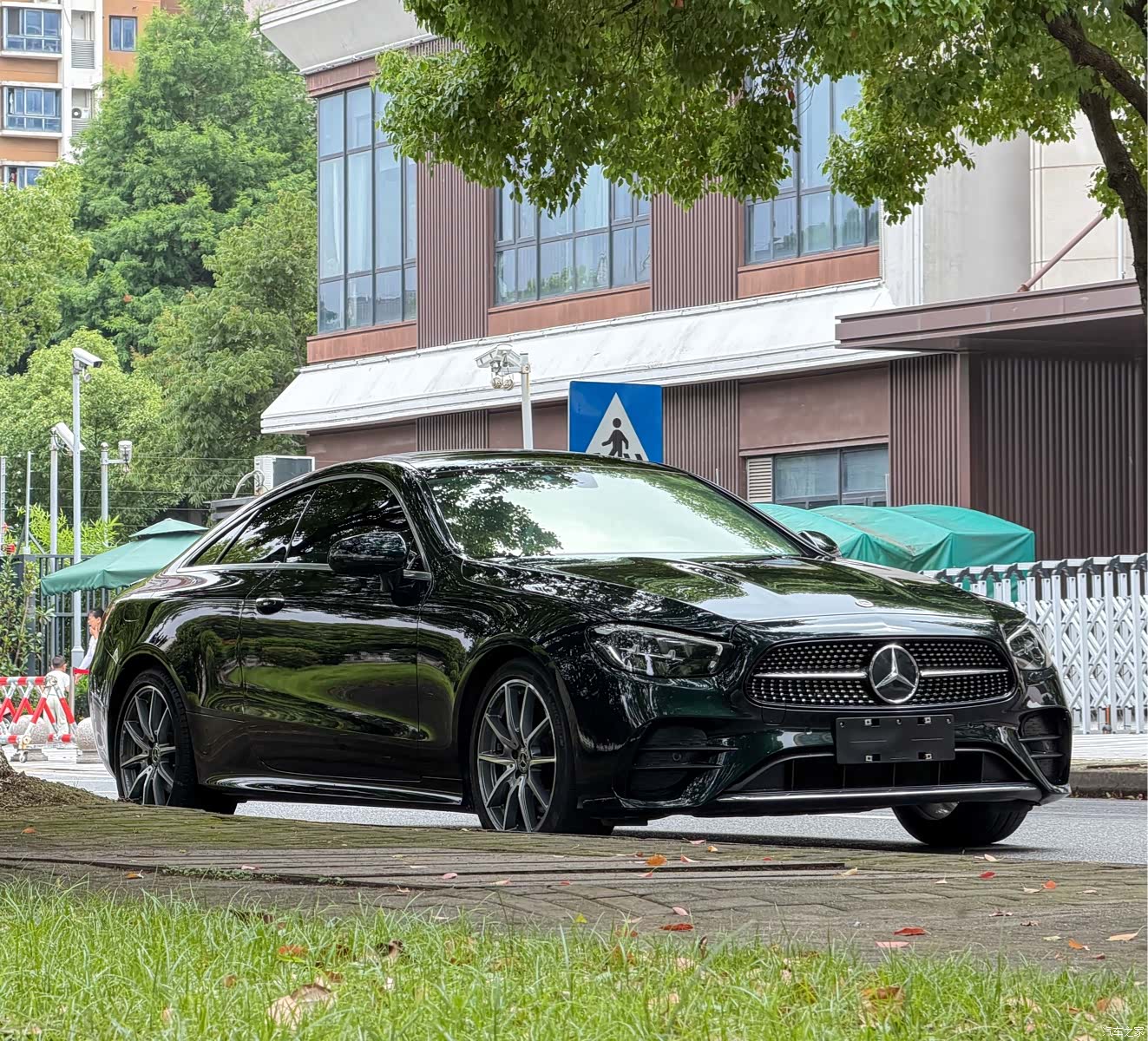 Mercedes-Benz E-Class, 2023 2