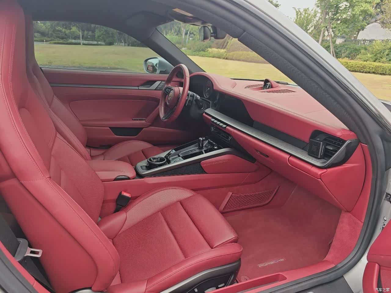 Porsche 911, 2023 12