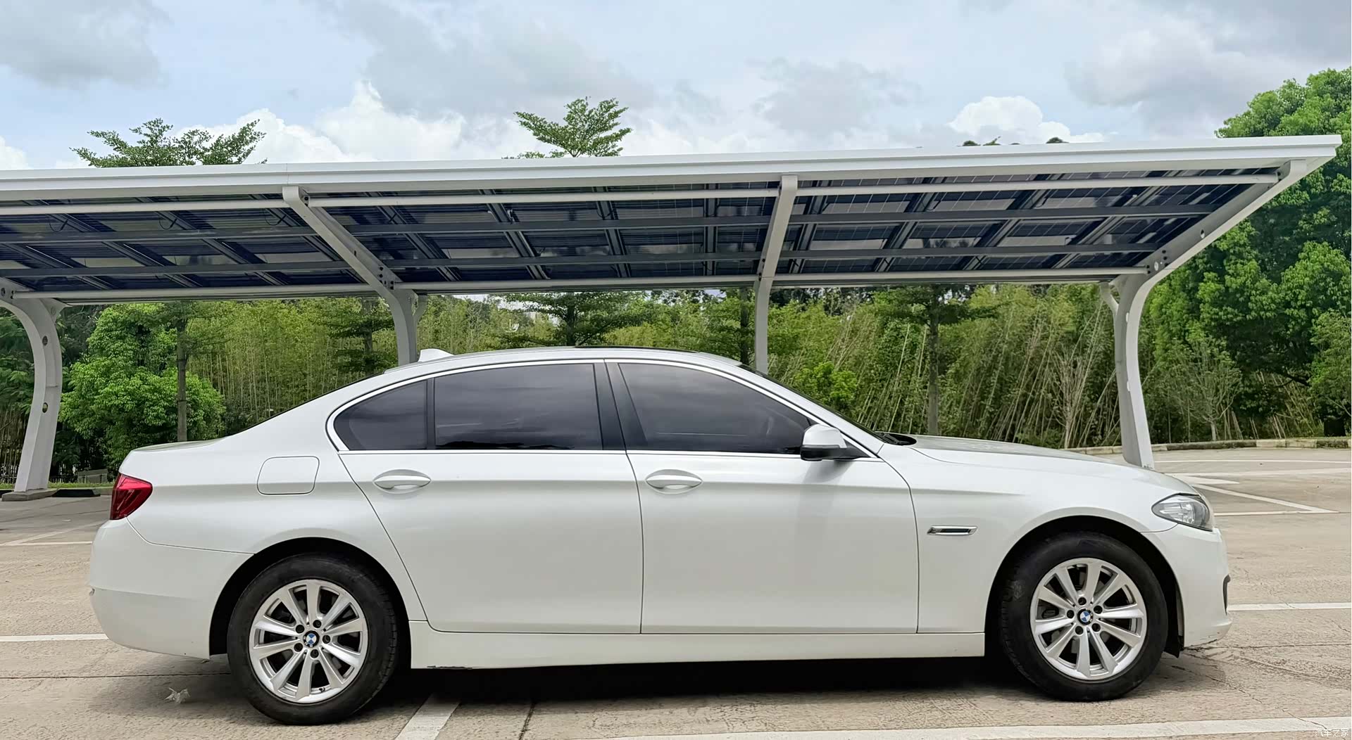 BMW 5 Series, 2015 4