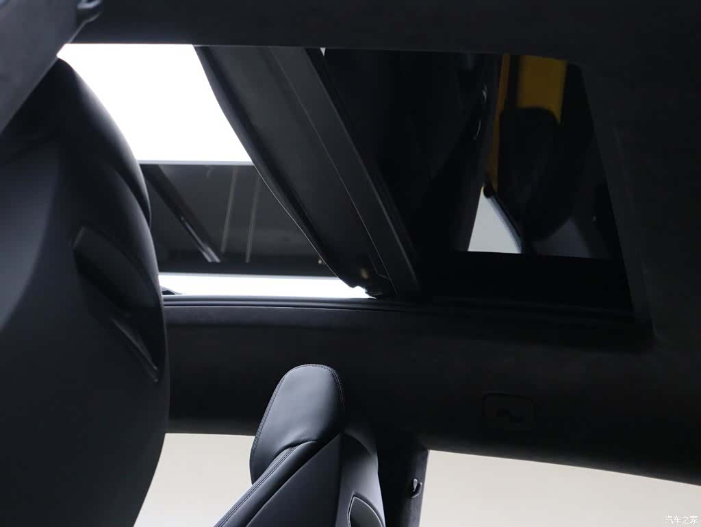 Lamborghini Urus, 2021 8