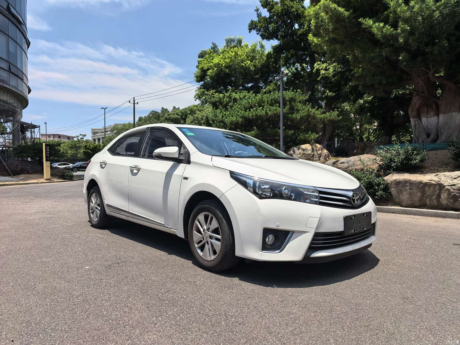 Toyota Corolla, 2015 3