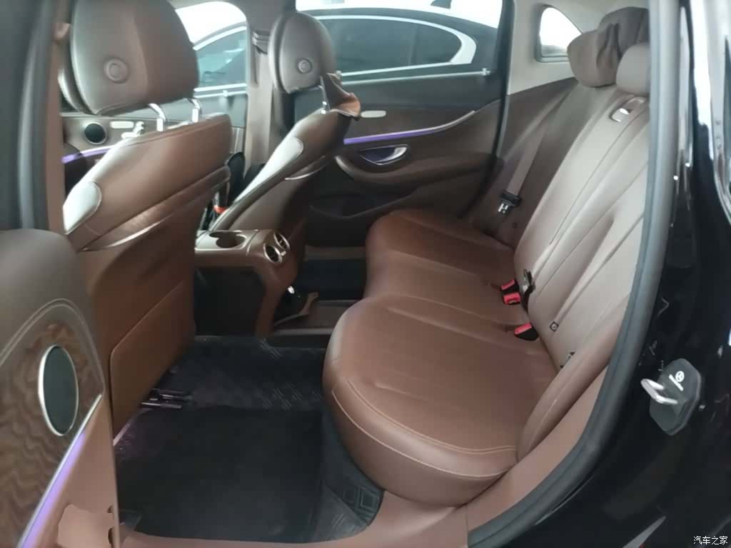 Mercedes-Benz E-Class, 2019 17