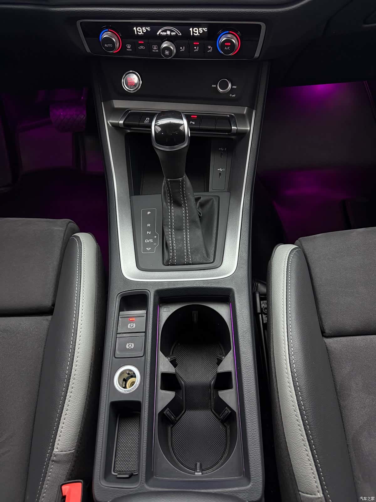 Audi Q3, 2022 12