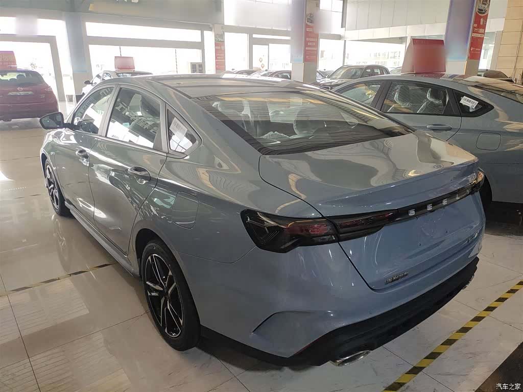 Geely Binray, 2026 все фото