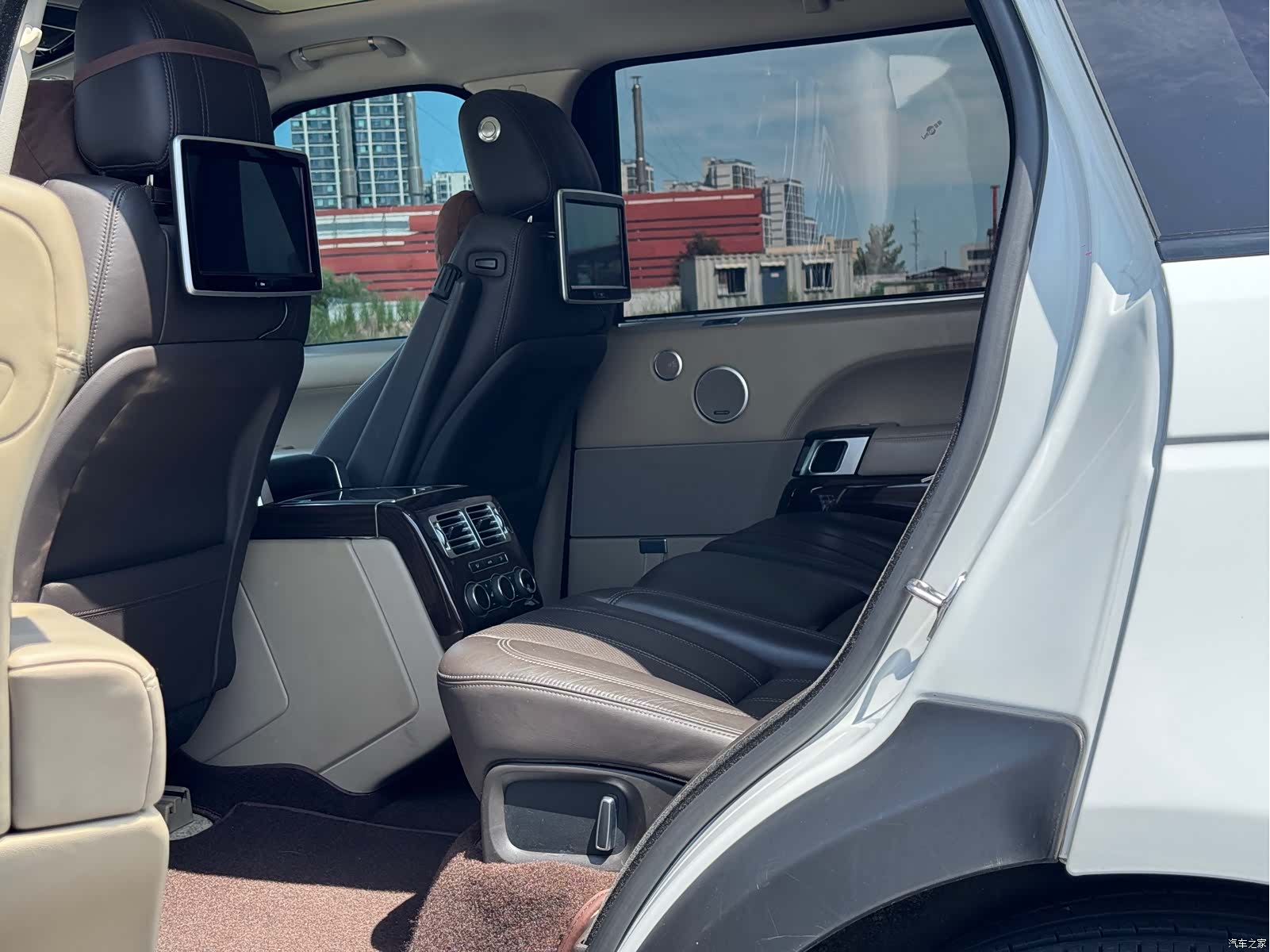 Land Rover Range Rover, 2015 15