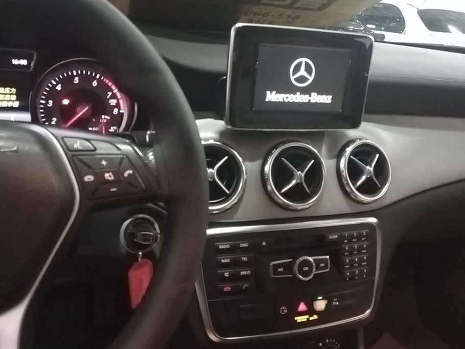 Mercedes-Benz GLA