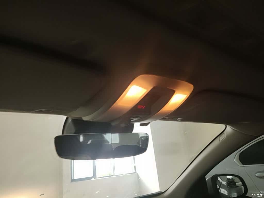 Volvo S60, 2015 18