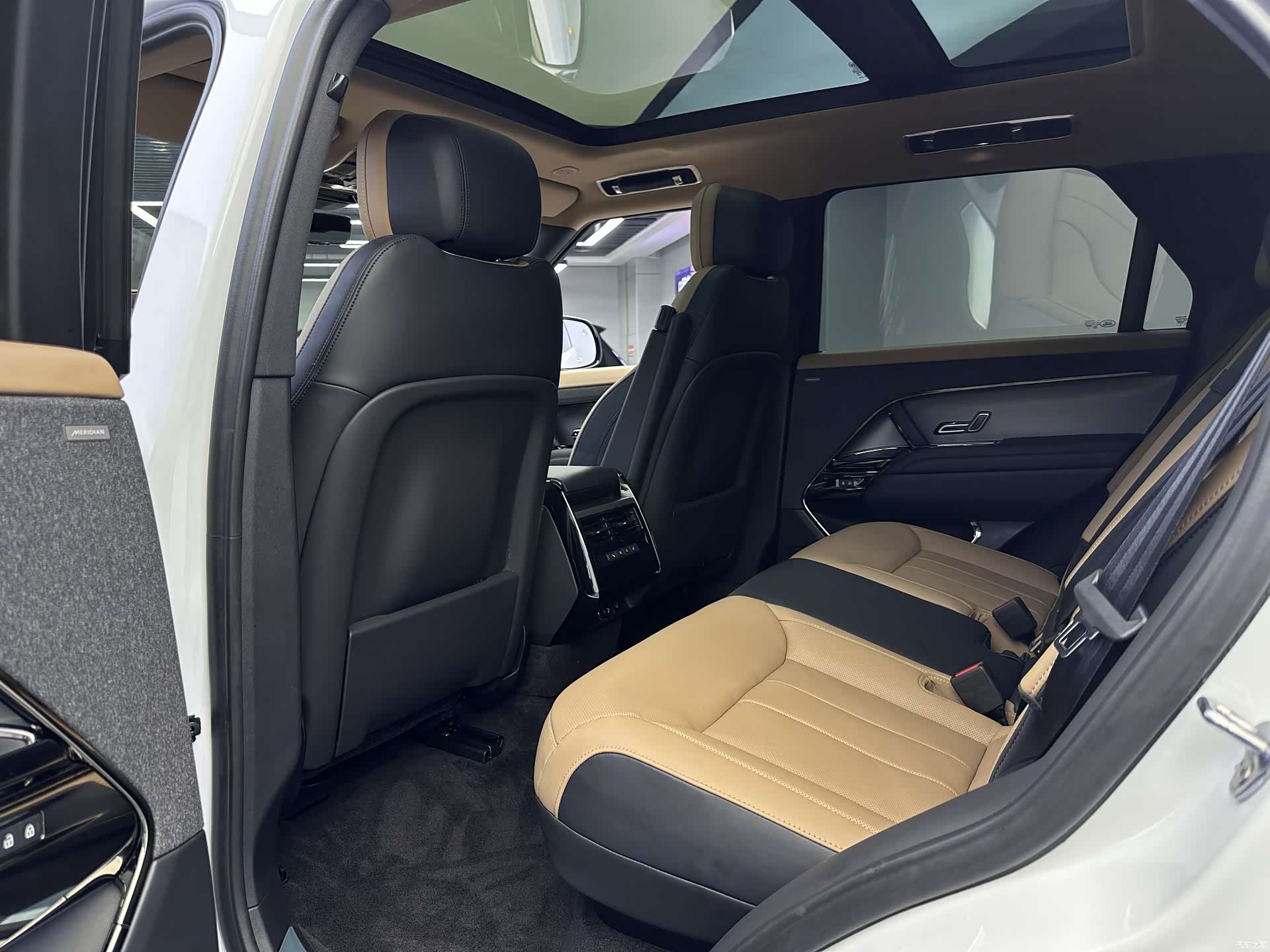 Land Rover Range Rover, 2023 9