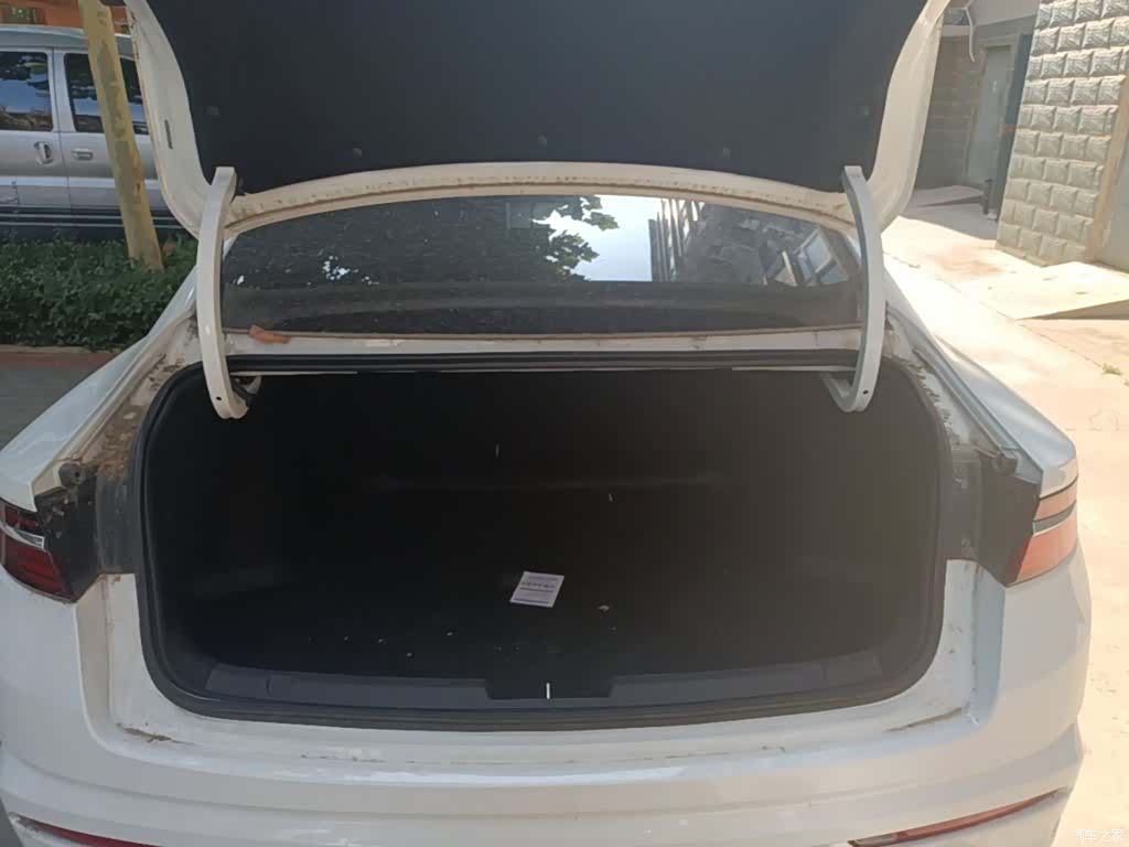 Geely Preface, 2023 19