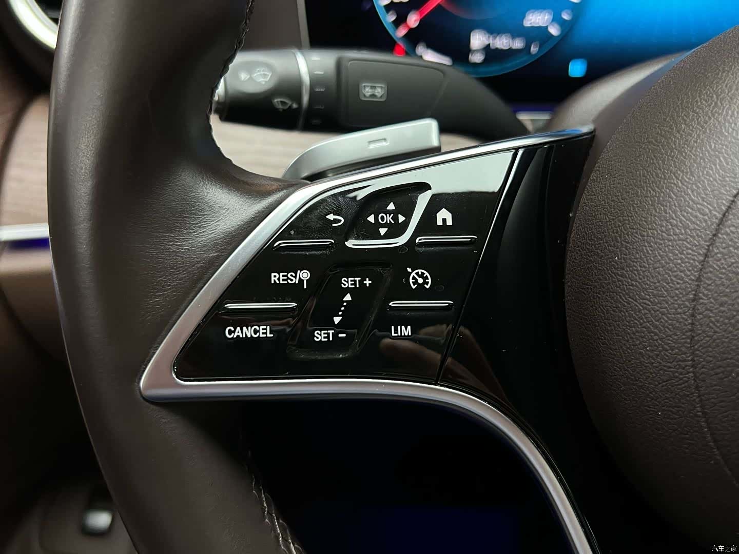 Mercedes-Benz E-Class, 2022 22