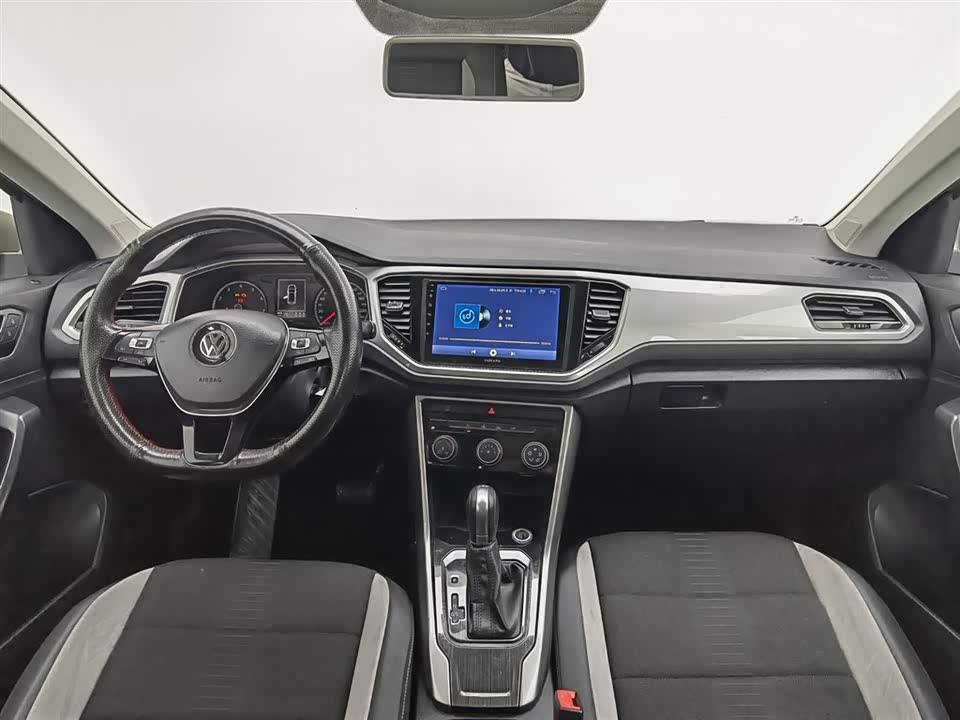 Volkswagen T-ROC exploring Songs