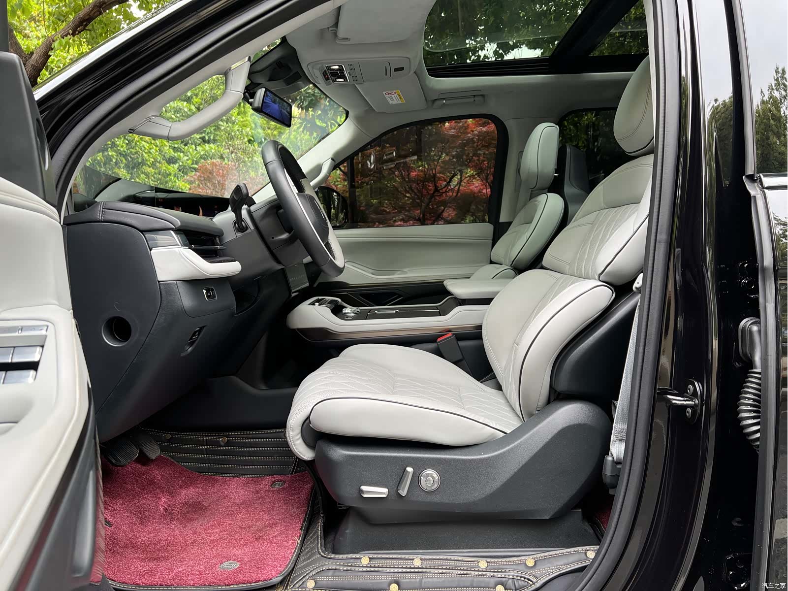 Lincoln Navigator, 2025 все фото