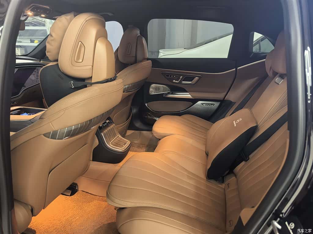 Mercedes-Benz E-Class, 2026 6