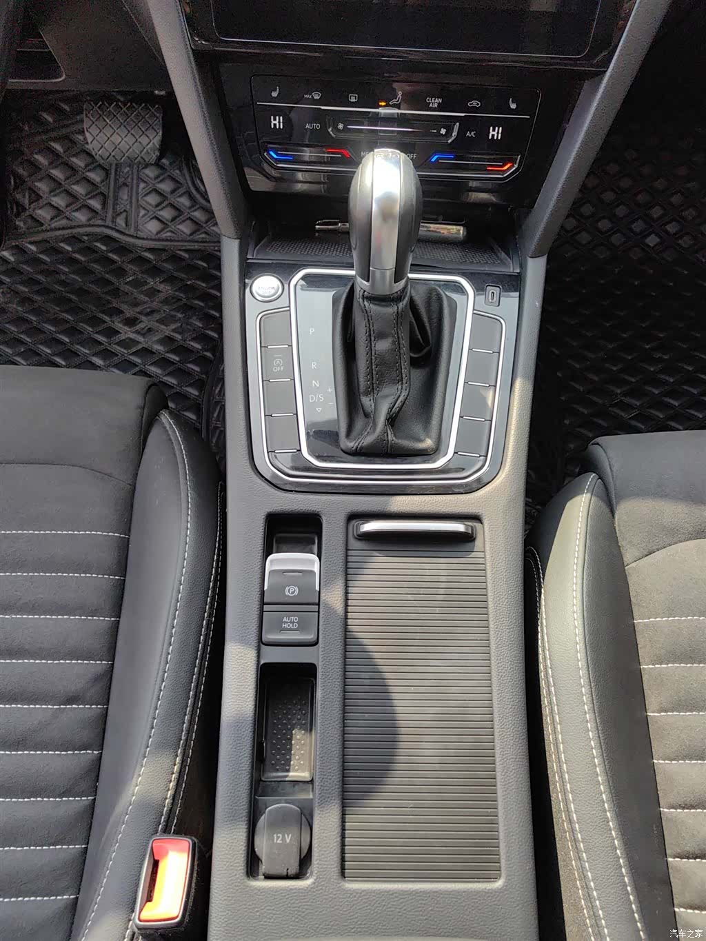 Volkswagen Magotan, 2021 11