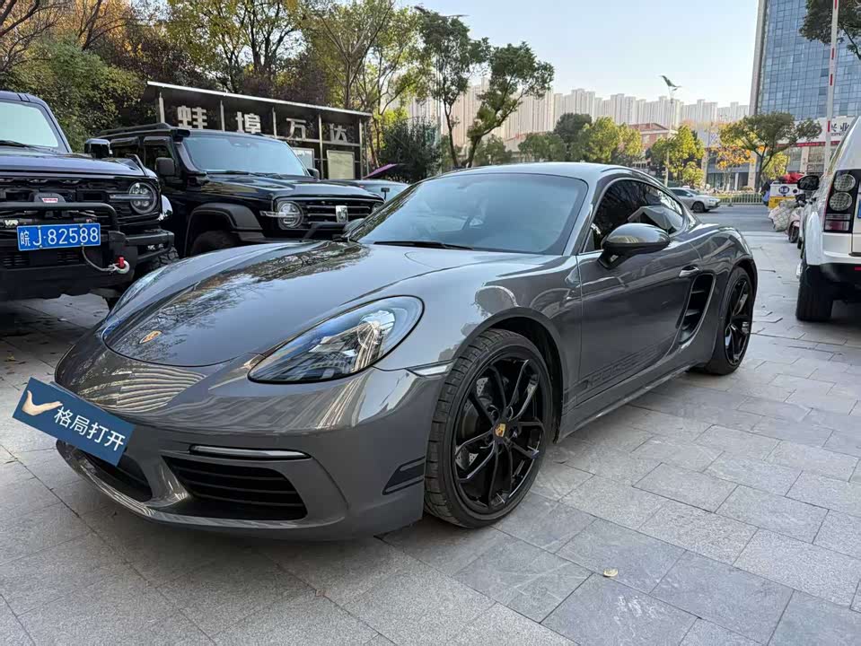 Porsche 718