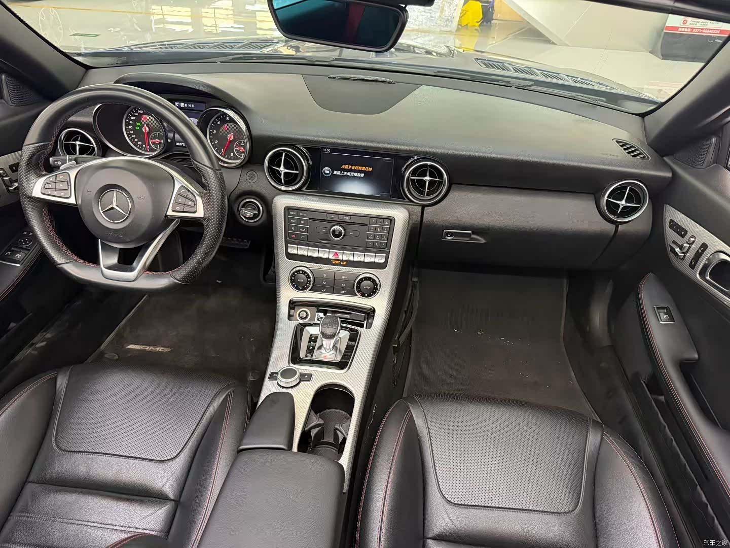Mercedes-Benz SLC, 2018 все фото