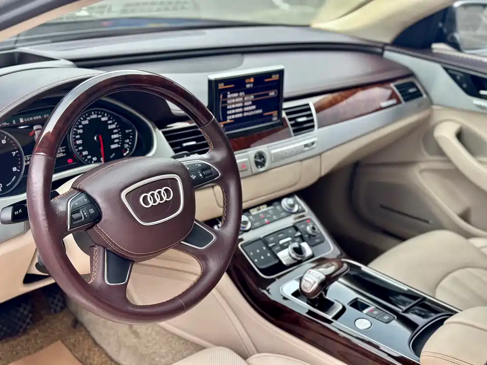 Audi A8 Audi A8