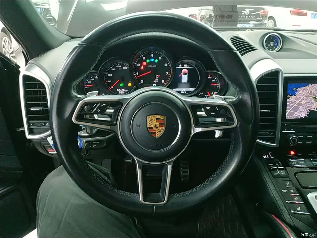 Porsche Cayenne, 2018 7