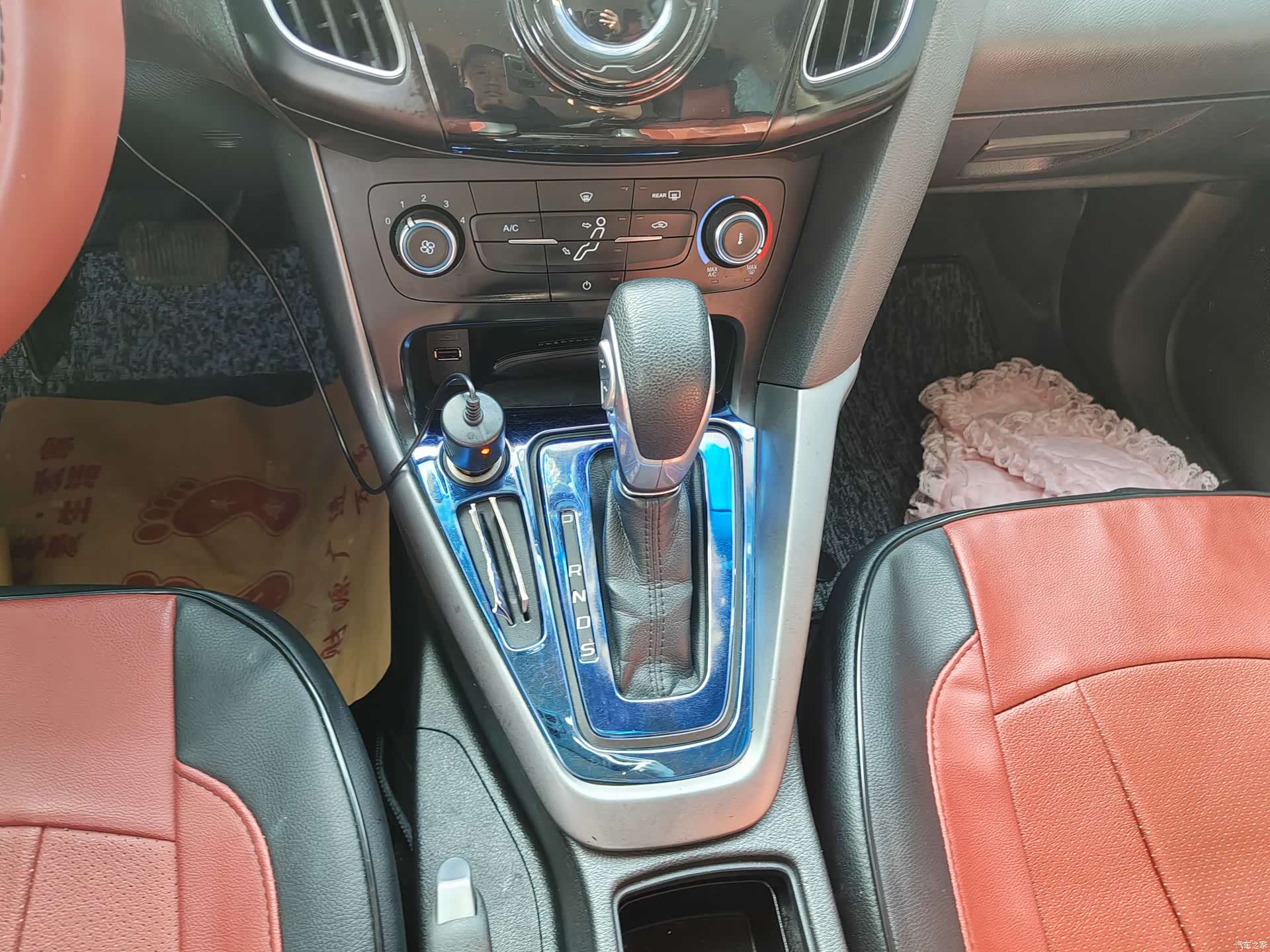 Ford Focus, 2016 12