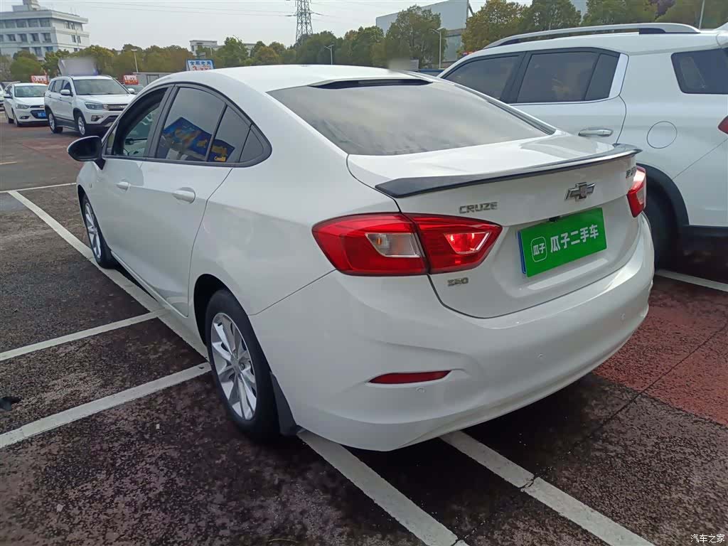 Chevrolet 320, 2019 все фото
