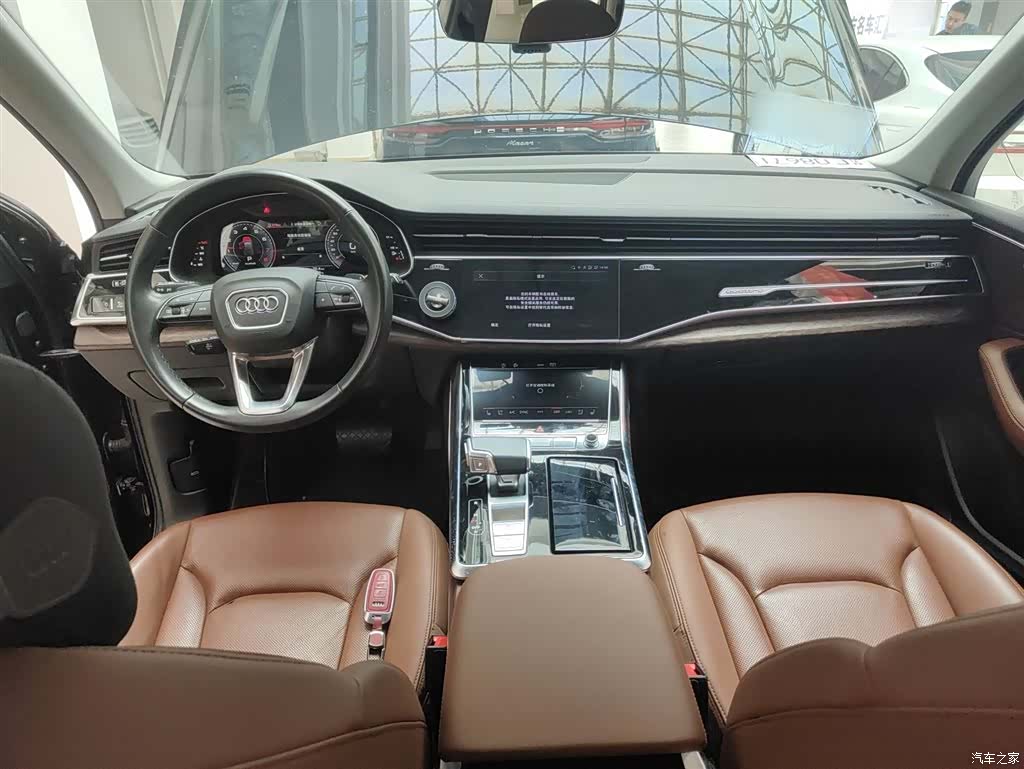 Audi Q7, 2024 6
