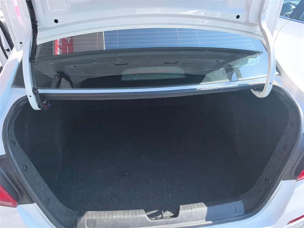 Chevrolet 320, 2019 18