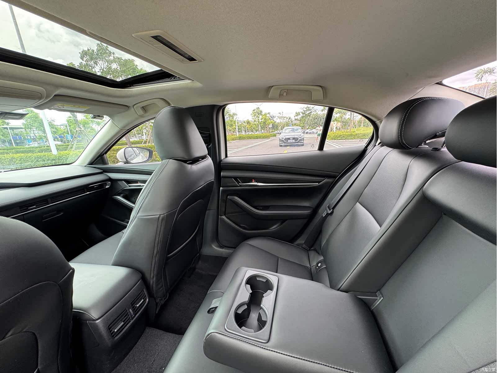 Mazda Mazda3, 2021 18