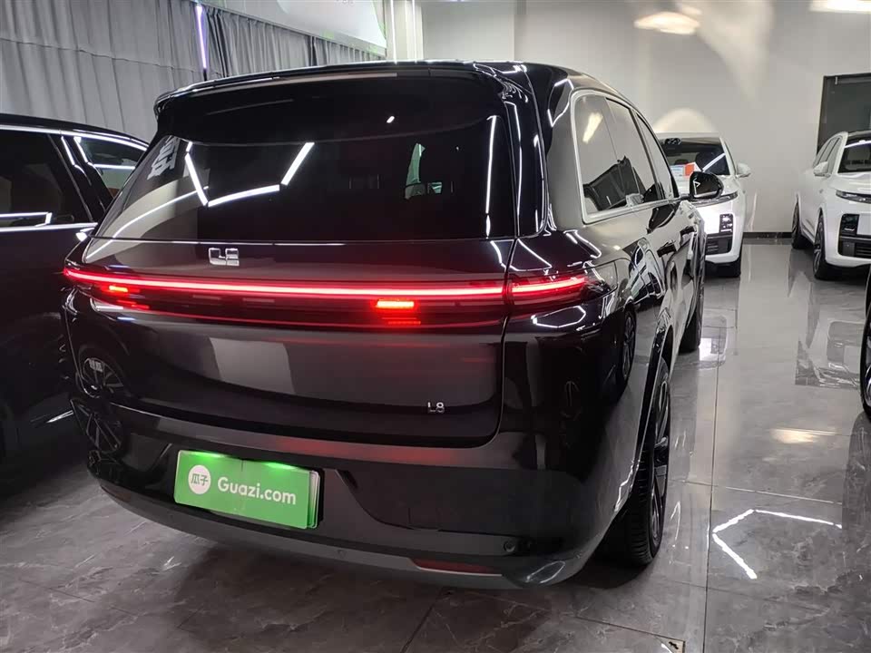 Li Auto Ideal L8