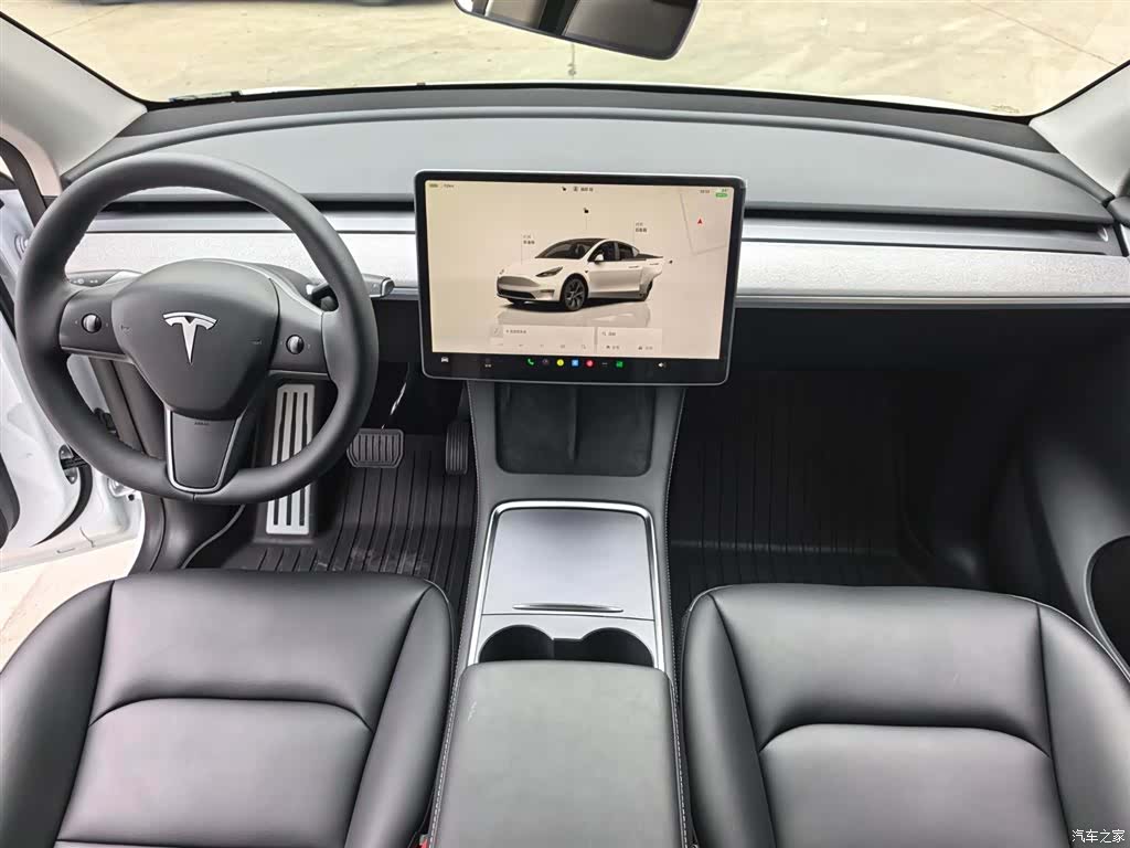 Tesla Model Y, 2025 6