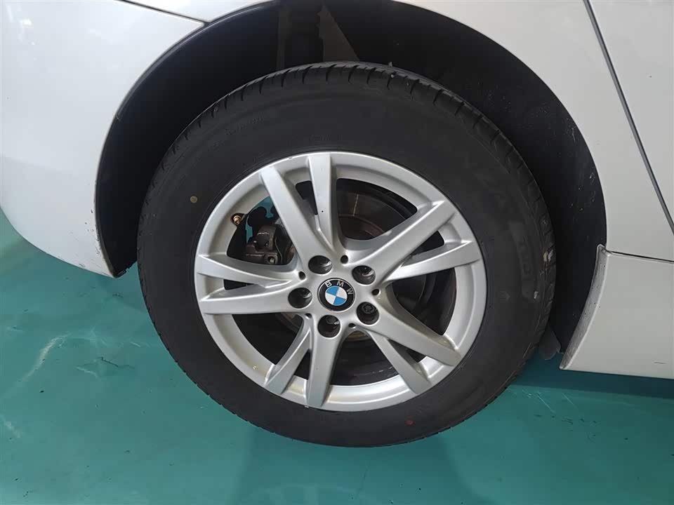 BMW 2 series station wagon