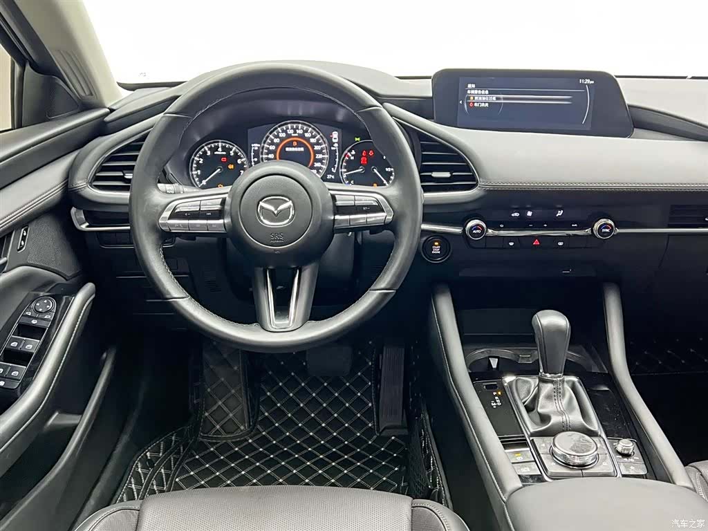 Mazda Mazda3, 2024 18