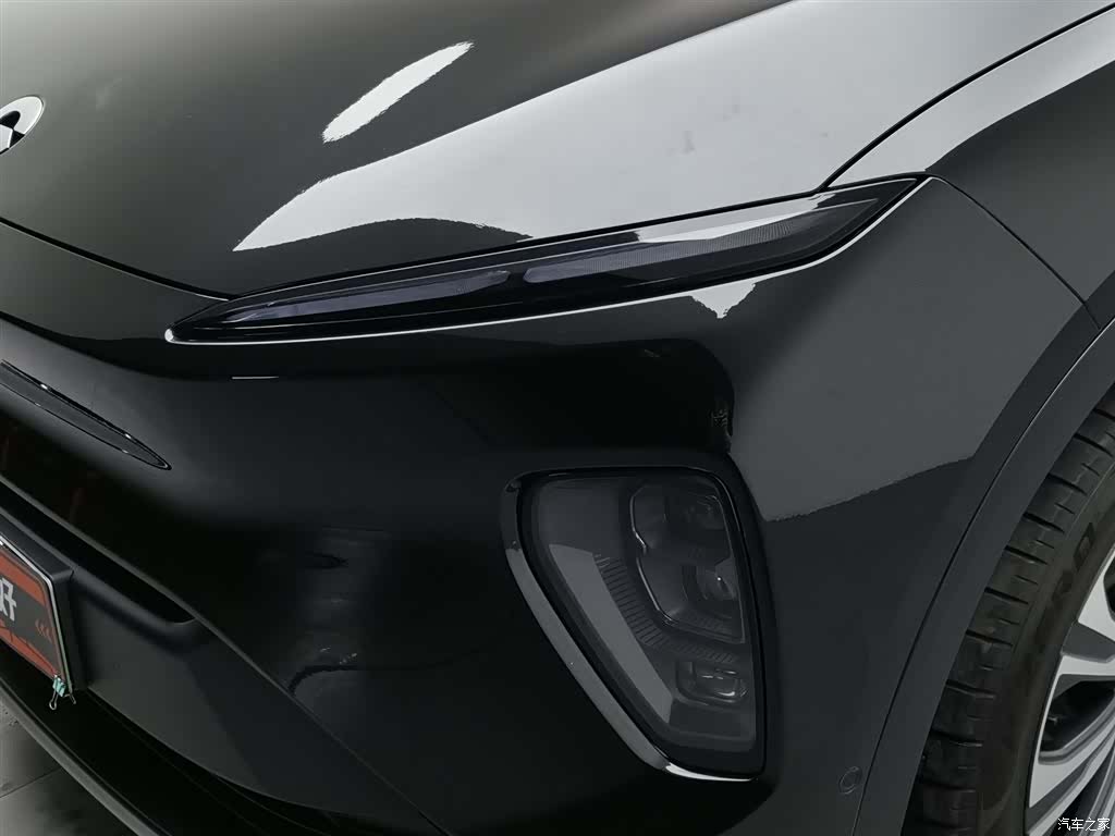 NIO ES8, 2024 7
