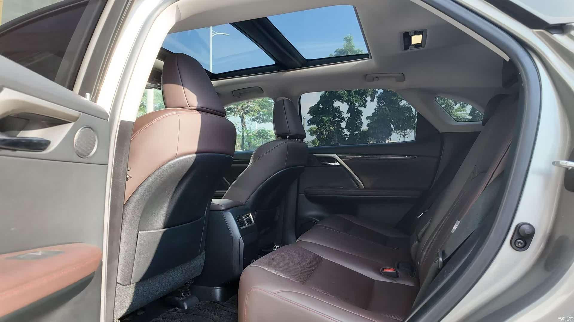 Lexus RX, 2022 12