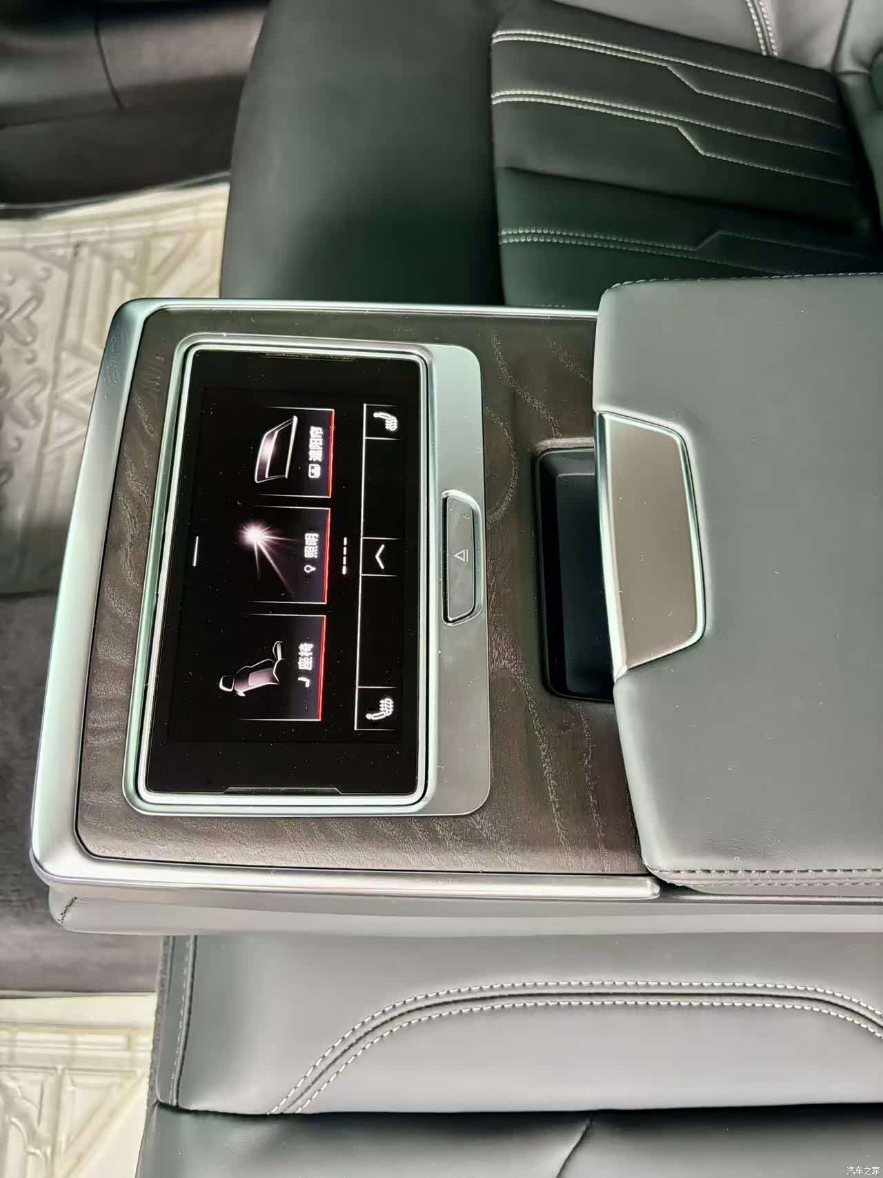 Audi A6L, 2019 13