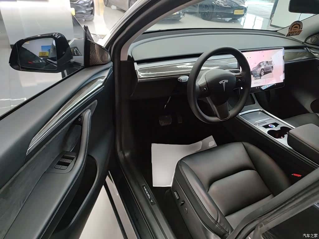 Tesla Model Y, 2022 16