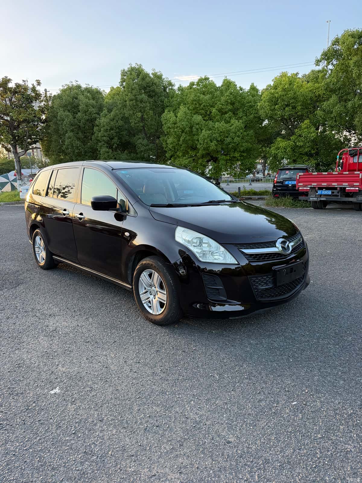 Mazda 8, 2014 2